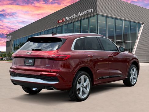 Certified 2025 Audi Q5 Premium Plus w/ Premium Plus AWD/4WD image 7