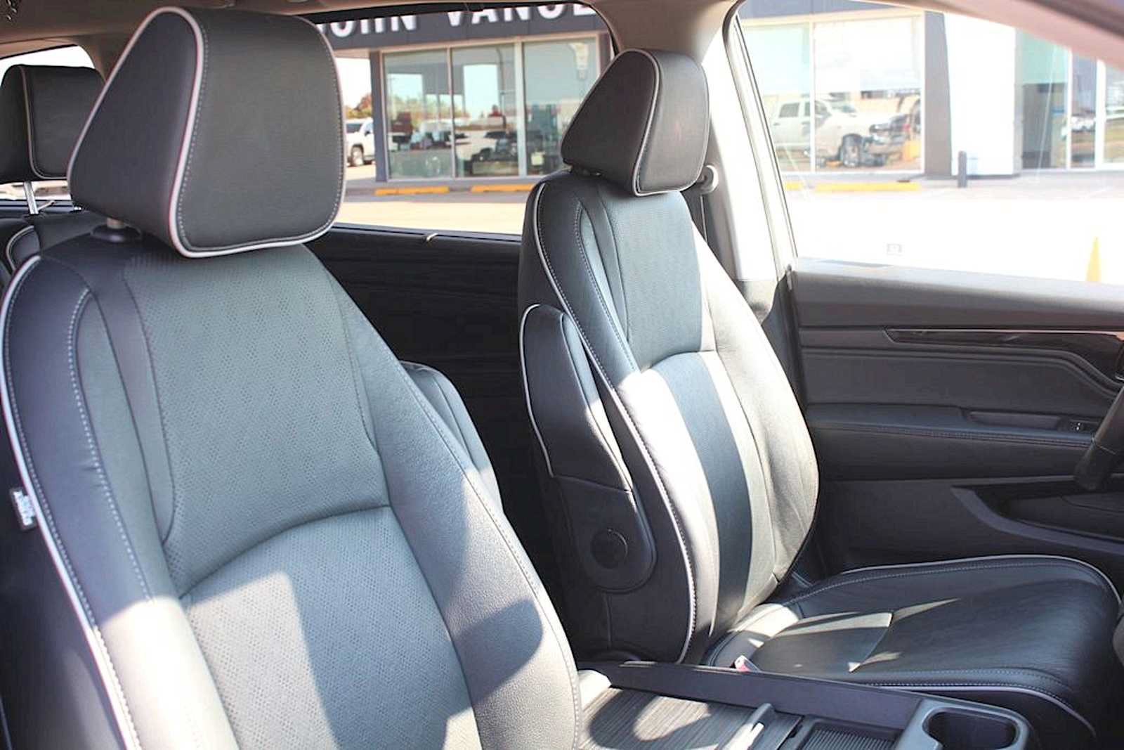Used 2022 Honda Odyssey Elite image 27