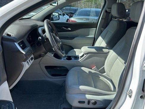 Used 2022 GMC Acadia SLT w/ Technology Package image 23