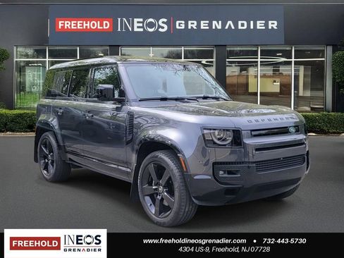 Used 2025 Land Rover Defender 110 V8 AWD/4WD image 1