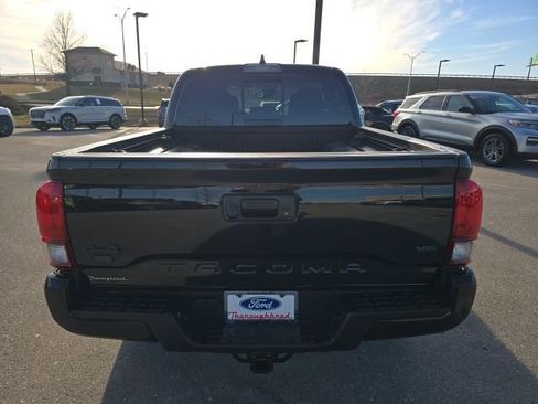 Used 2023 Toyota Tacoma SR5 w/ Trail Edition image 4