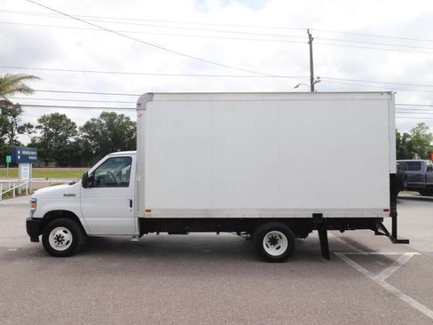 Used 2023 Ford E-350 and Econoline 350 Super Duty w/ Power Windows & Locks Group image 8