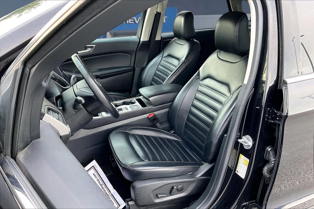 Used 2023 Ford Edge SEL AWD/4WD image 24