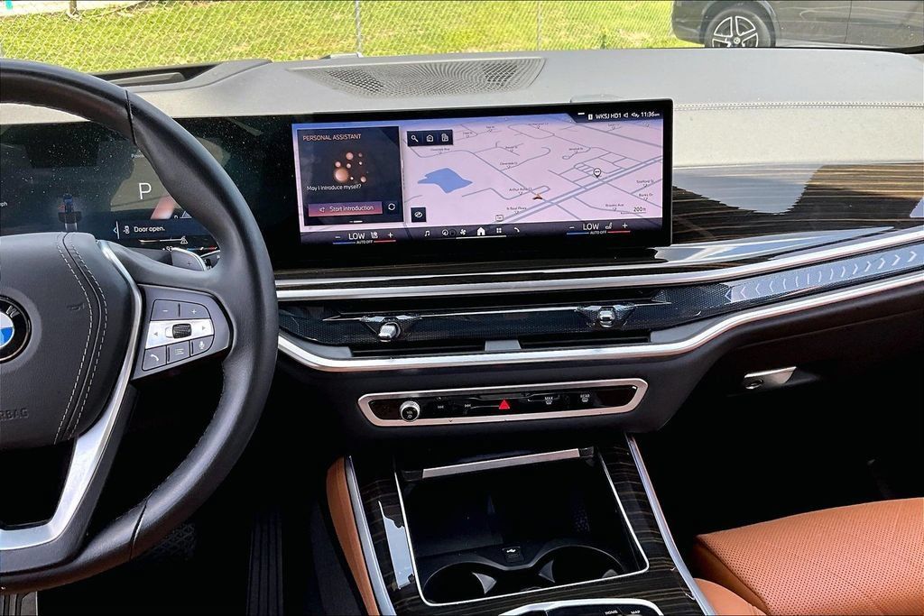 Used 2025 BMW X5 xDrive40i AWD/4WD image 9