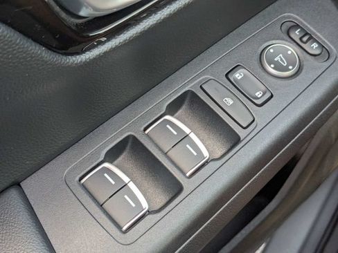 Used 2024 Honda CR-V Sport Touring image 23