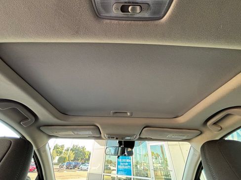 Used 2021 Honda HR-V EX image 18