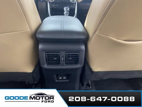 Used 2021 Toyota RAV4 XLE Premium AWD/4WD image 20