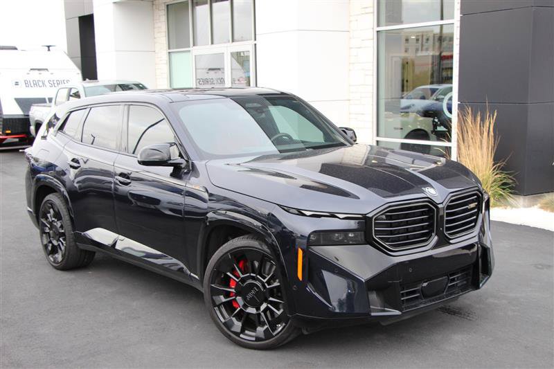 Used 2025 BMW XM AWD/4WD image 3