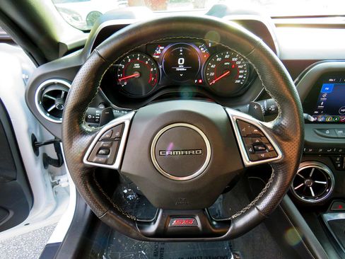 Used 2021 Chevrolet Camaro SS image 20