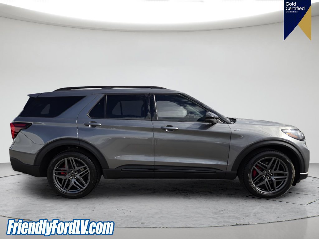 Certified 2025 Ford Explorer ST-Line w/ Premium Package RWD image 7