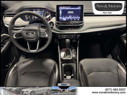 Used 2023 Jeep Compass Limited w/ Sun and Sound Group AWD/4WD image 15