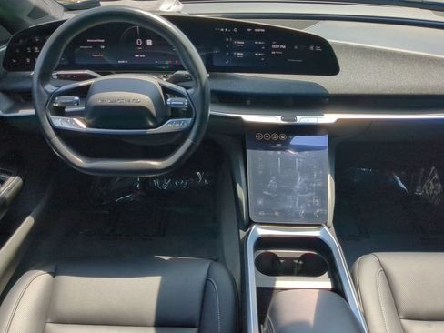 Used 2024 Lucid Air Pure RWD image 15