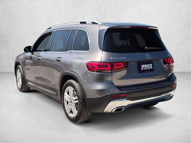 Used 2021 Mercedes-Benz GLB 250 4MATIC image 7