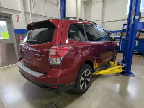 Used 2018 Subaru Forester 2.5i Premium image 4