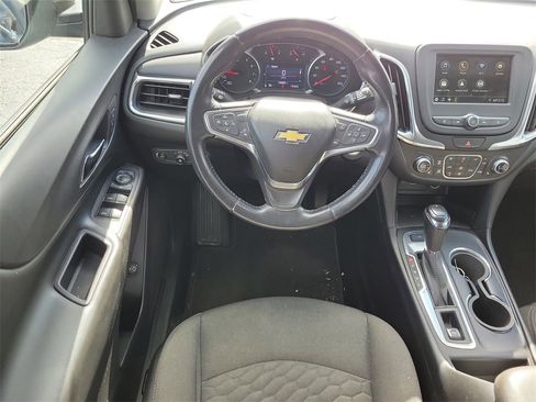 Used 2019 Chevrolet Equinox LT w/ Driver Convenience Package image 13