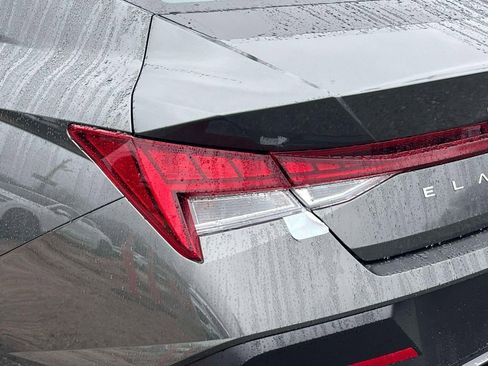 New 2026 Hyundai Elantra Limited FWD image 8