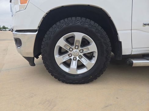 Used 2019 RAM 1500 Big Horn image 19