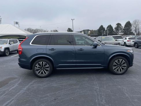 Used 2020 Volvo XC90 T5 Momentum w/ Protection Package Premier image 8