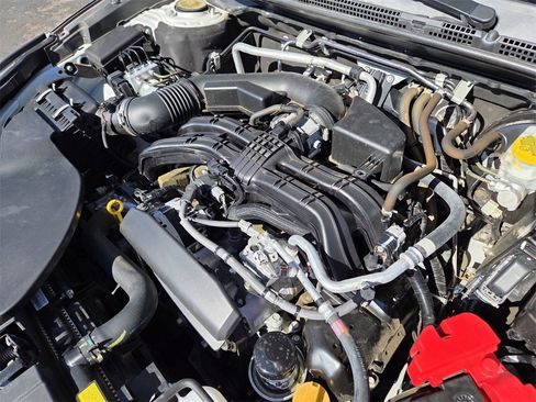 Used 2021 Subaru Outback Premium image 23