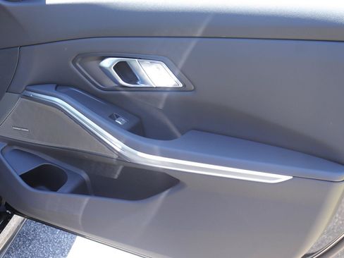 New 2026 BMW 330i Sedan w/ M Sport Package RWD image 17