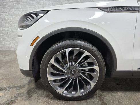 Used 2022 Lincoln Aviator Reserve w/ Equipment Group 201A image 65