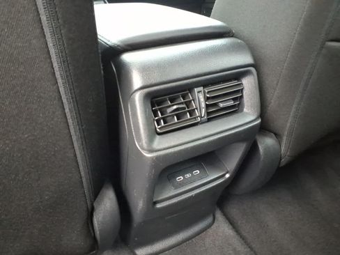 Used 2024 Honda CR-V EX image 11