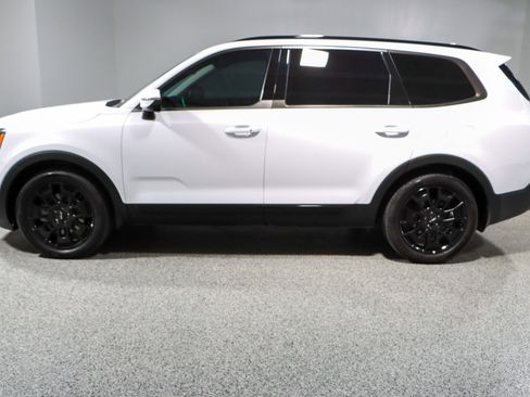 Used 2022 Kia Telluride SX image 10