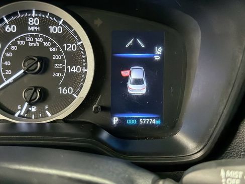 Used 2022 Toyota Corolla LE FWD image 12