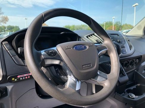 Used 2017 Ford Transit 350 XL image 8