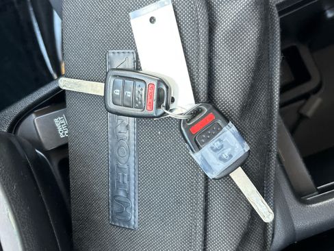 Used 2014 Honda CR-V LX image 20