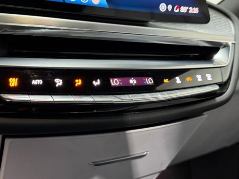 Certified 2024 Cadillac Lyriq Luxury RWD image 22