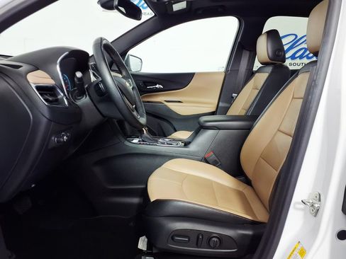 Used 2023 Chevrolet Equinox Premier AWD/4WD image 7