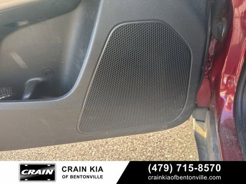 Used 2019 Jeep Cherokee Latitude Plus w/ Comfort/Convenience Group image 24