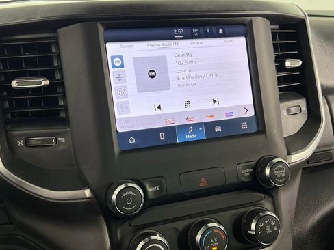 Used 2024 RAM 2500 Big Horn w/ Bed Utility Group image 18