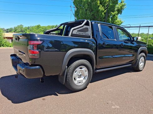 Used 2024 Nissan Frontier SV w/ Hardbody Edition AWD/4WD image 6