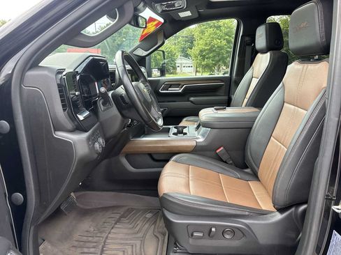 Used 2024 Chevrolet Silverado 2500 High Country w/ LPO, Dark Essentials Package AWD/4WD image 20