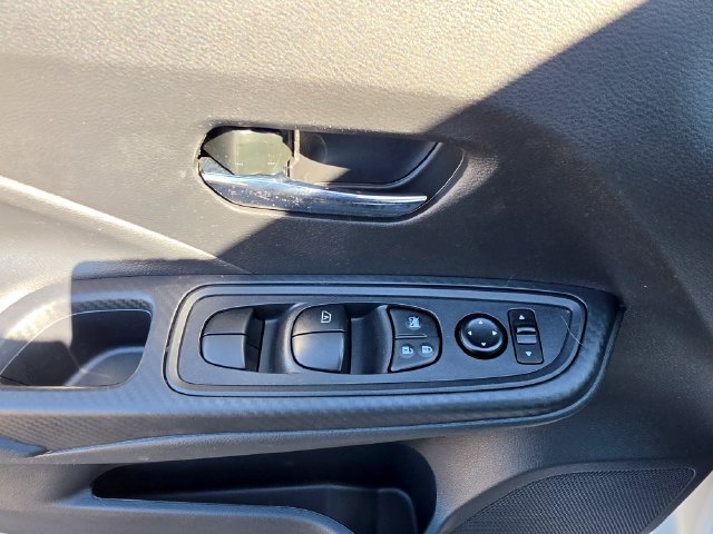 Certified 2024 Nissan Versa SV w/ Trunk Package FWD image 10