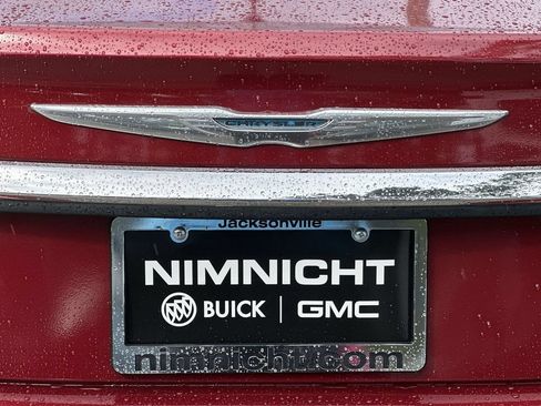 Used 2013 Chrysler 200 Touring FWD image 29