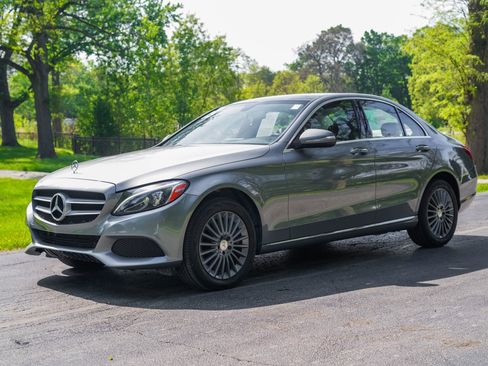 Used 2015 Mercedes-Benz C 300 4MATIC Sedan w/ Multimedia Package image 1