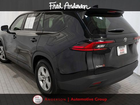Certified 2025 Toyota Grand Highlander FWD image 3