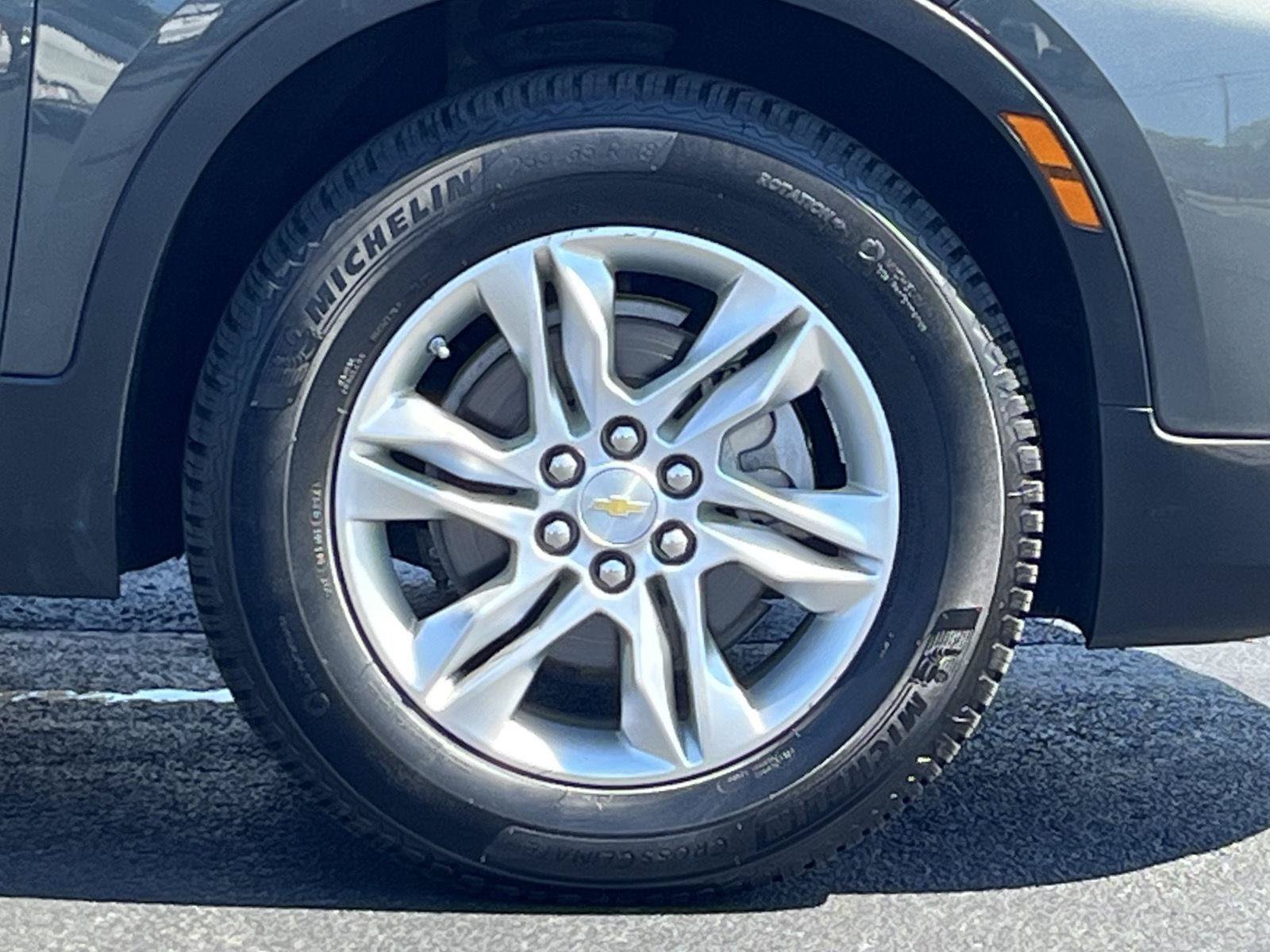 Used 2020 Chevrolet Blazer LT FWD image 26
