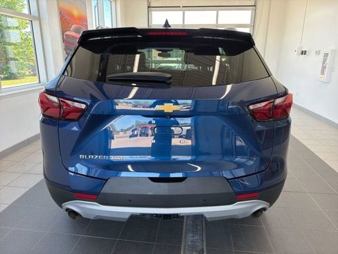Used 2022 Chevrolet Blazer LT AWD/4WD image 4