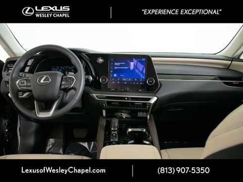 Used 2024 Lexus RX 350 FWD w/ Technology Package image 28