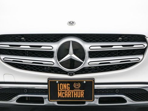 Used 2022 Mercedes-Benz GLC 300 4MATIC image 13
