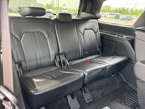 Used 2018 Ford Expedition Limited AWD/4WD image 14