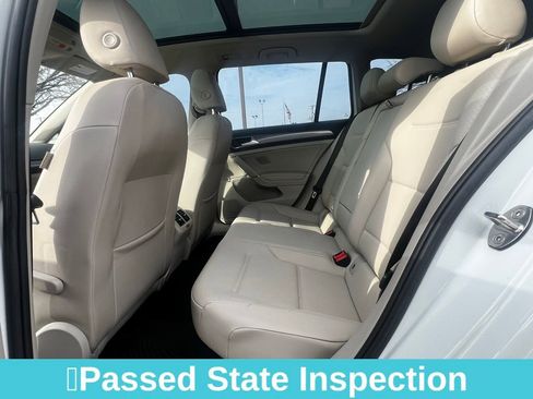 Used 2018 Volkswagen Golf Alltrack S image 18