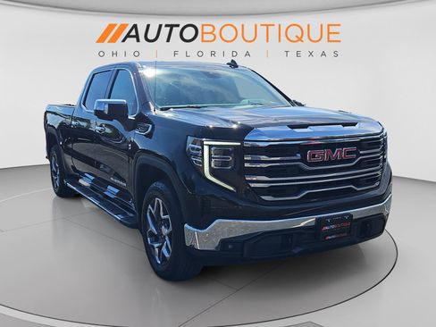 Used 2023 GMC Sierra 1500 SLT w/ SLT Premium Package AWD/4WD image 7