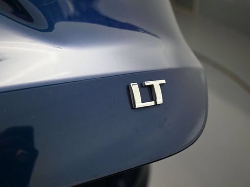 Used 2024 Chevrolet Trax LT FWD image 31