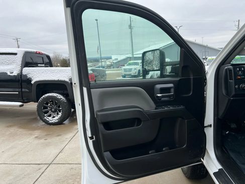 Used 2015 Chevrolet Silverado 3500 W/T w/ WT Convenience Package image 13