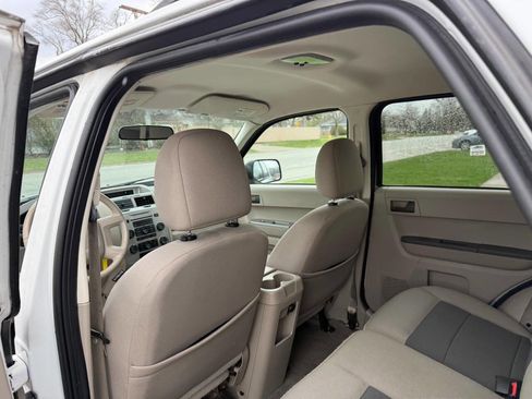 Used 2008 Ford Escape XLT image 10